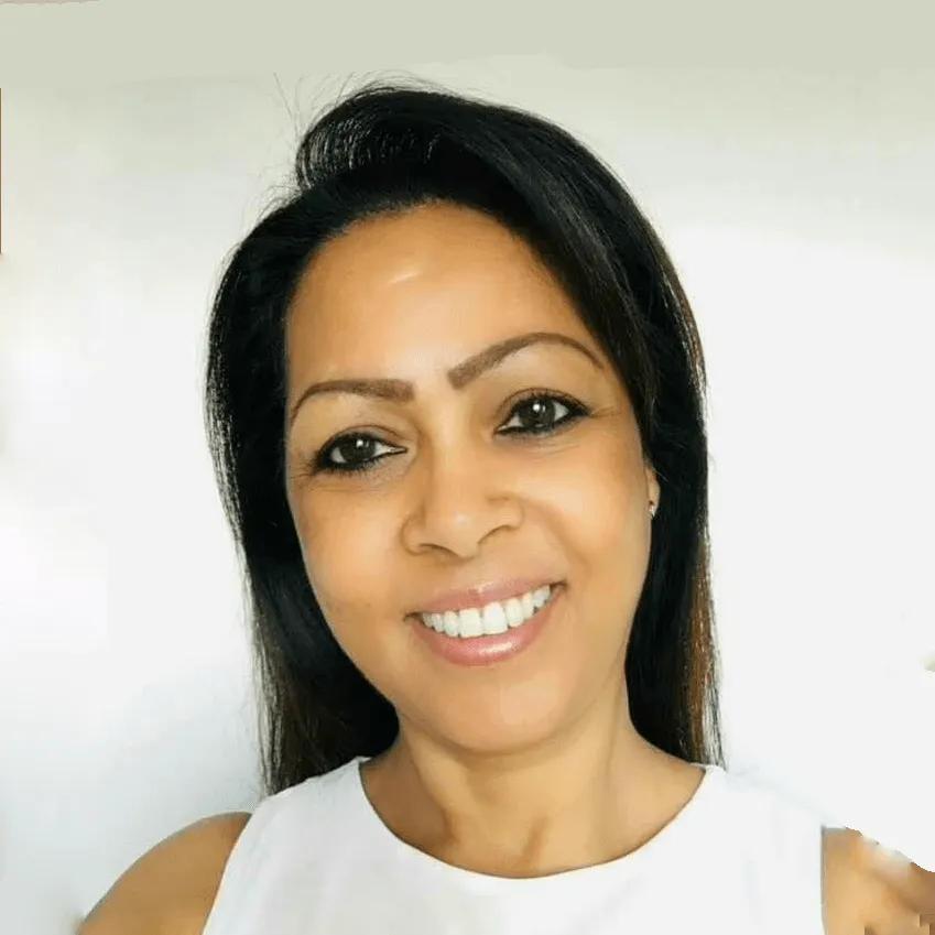 Sila Sewbaransingh - Life Coach
